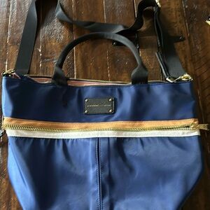 Women’s large tote
